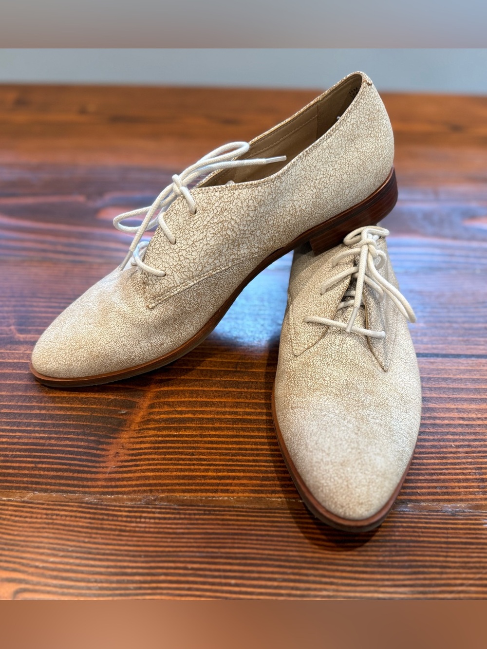 AEROSOLES Neutral Lace-Up Oxford Flats